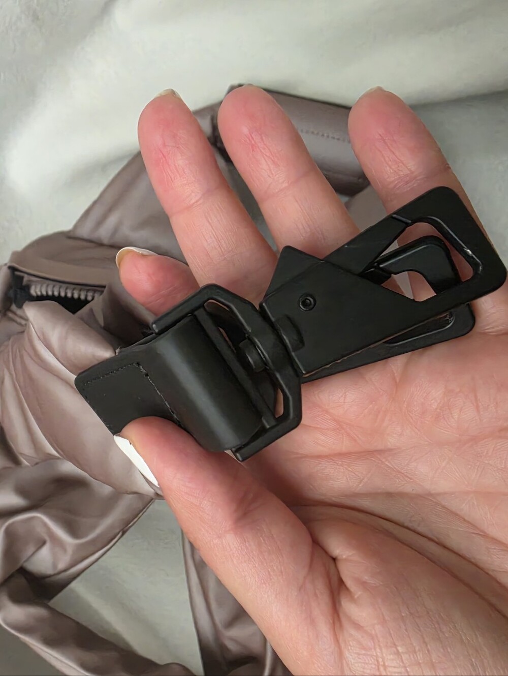 Brand New Rains Puffer - Picture 5 of 5